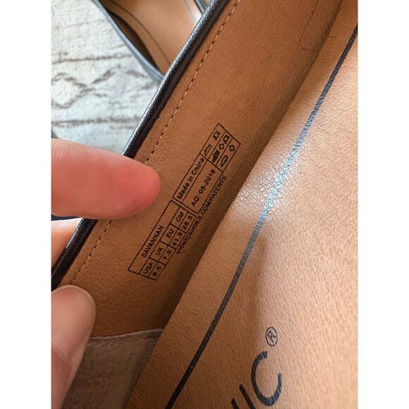 VIONIC Savannah Black Flats 8.5 - Picture 5 of 5